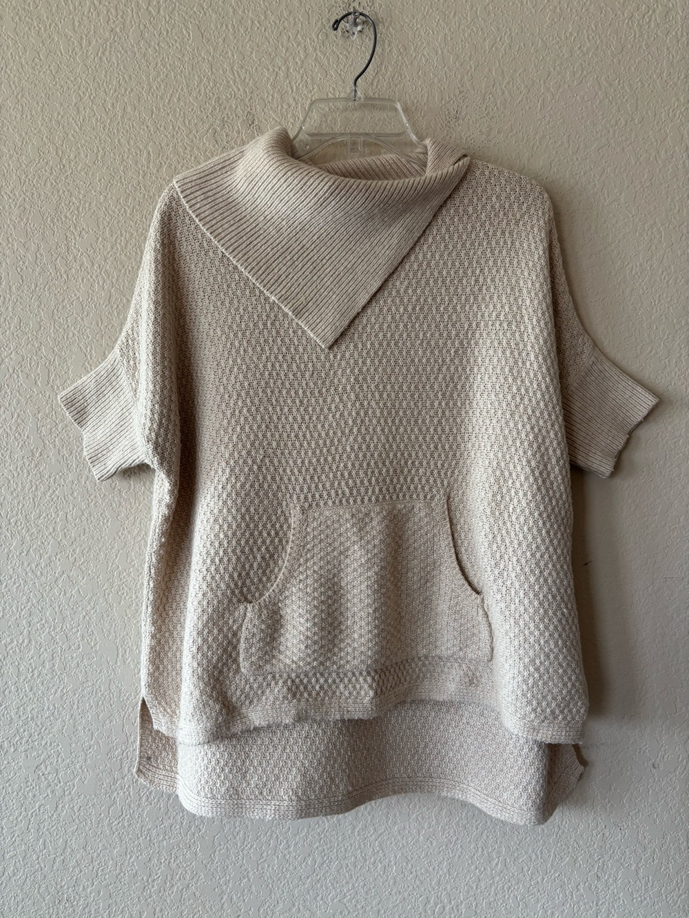 Ann Taylor LOFT Sweater Women Medium Tan Wool Blend Short Sleeve Pullover Casual
